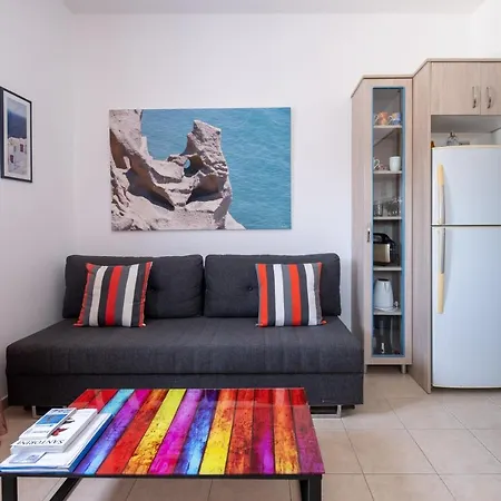 Adelphi Apartments Perissa  Dış mekan fotoğraf
