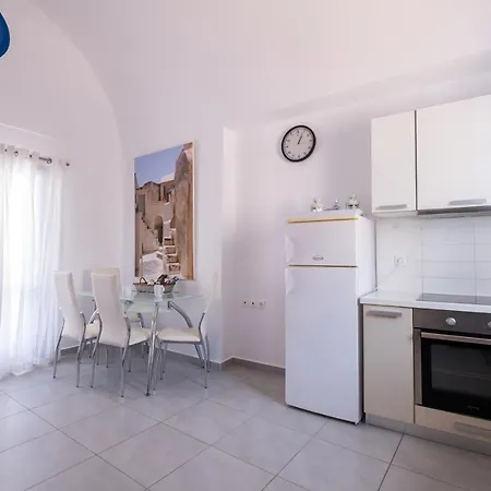 Adelphi Apartments Perissa  Dış mekan fotoğraf