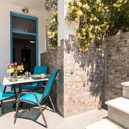 Adelphi Apartments Perissa  Dış mekan fotoğraf