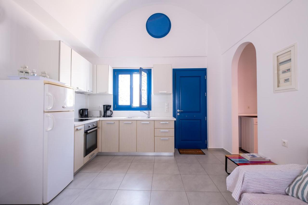 Apartment Adelphi Perissa (Santorini)