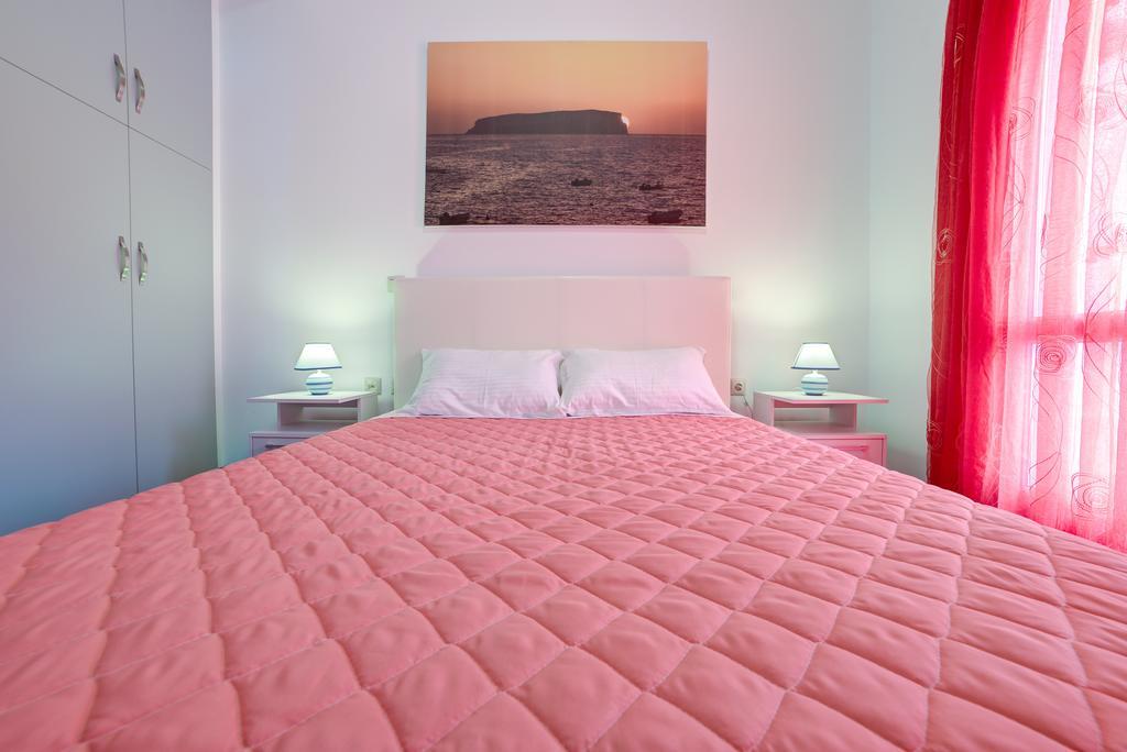 Adelphi Apartment