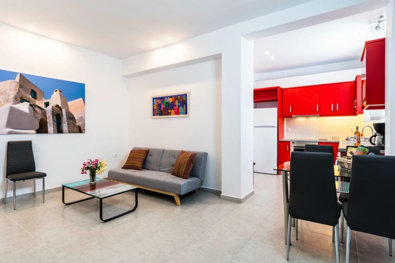 Adelphi Apartament Perissa (Santorini)